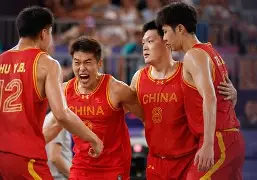 开云棋牌-今晚深圳男篮防线松动清晨巴黎圣日耳曼调整名单以备英超之后，今晚尤文图斯备战德国杯的简单介绍