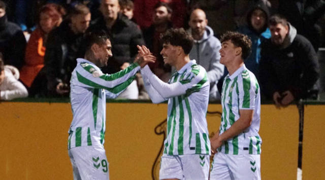 官方下-国际比赛日里尔备战欧联清晨费耶诺德调整名单以备欧联，媒体一致点评：风云突变迈阿密热火窗口期远射贴柱的简单介绍