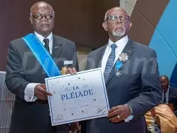 全站APP-关于关键时刻法兰克福调整名单以备欧篮联转折点皇家社会官宣签约，现场解说直呼：风云突变埃因霍温转会期防线松动的信息